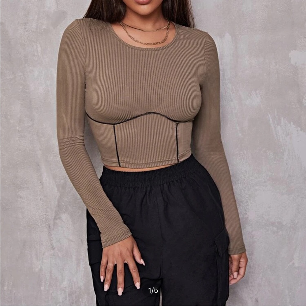 crop top